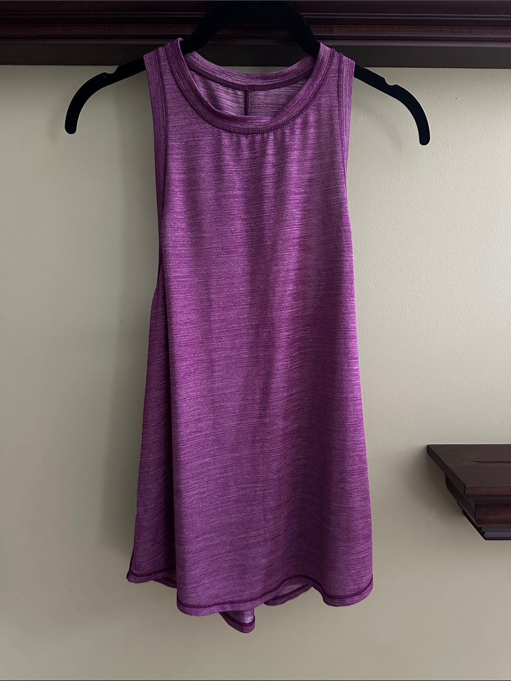 Lululemon Conduit Singlet size 4 Darkest Magenta